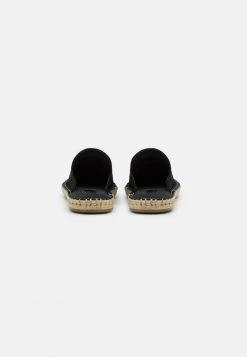 Bon marché 🧨 Zign UNISEX - Sabots - Black ❤️ 8 Bon marché 🧨 Zign UNISEX - Sabots - Black ❤️ -Pas Cher Zign Boutique 0463952f7cdf4d9b8c8a9691d3803867