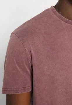 Bon marché 👏 Zign 2 PACK - T-shirt Basique - Black/bordeaux ✨ -Pas Cher Zign Boutique 0f4945a27d9b43c2974343812bb11e6f