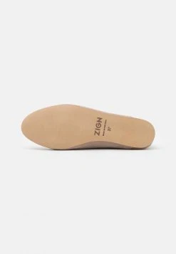 Tout neuf 🎉 Zign Mocassins - Beige 👍 10 Tout neuf 🎉 Zign Mocassins - Beige 👍 -Pas Cher Zign Boutique 243f5c0a44ff4401a5a1206c2583af6d