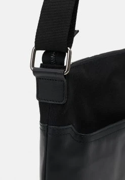 Meilleur prix 😉 Zign LEATHER UNISEX - Sac Bandoulière - Black ⭐ -Pas Cher Zign Boutique 2c7435a6ffbc451d8652d0fc11b91585