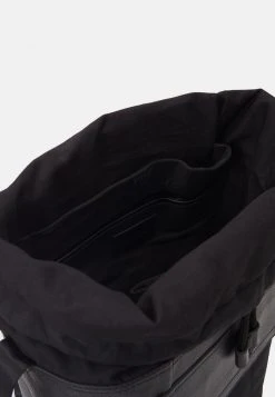 Acheter ✨ Zign LEATHER UNISEX - Sac à Dos - Black 🛒 6 Acheter ✨ Zign LEATHER UNISEX - Sac à Dos - Black 🛒 -Pas Cher Zign Boutique 2e60efad0e794c258c05237409333a6c