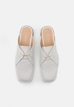De gros 🎉 Zign Mules - White 👏 -Pas Cher Zign Boutique 33ff6ba95a1a4ce794bea185cf20d4d9
