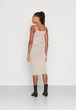 Tout neuf ✨ Zign Robe Pull - Sand ✨ -Pas Cher Zign Boutique 3a3ea409fb954cc7b11a5b27a04770f5