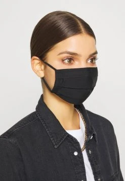 Vente flash 🥰 Zign 3 PACK - Masque En Tissu - Black 🔔 -Pas Cher Zign Boutique 40eae2fc1f454ca681f31f79cec13586