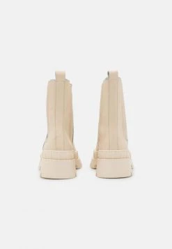 Meilleure affaire 👍 Zign LEATHER - Bottines à Plateau - Nude 😀 -Pas Cher Zign Boutique 49ee1728eb374cd9910b91c822a9c6de