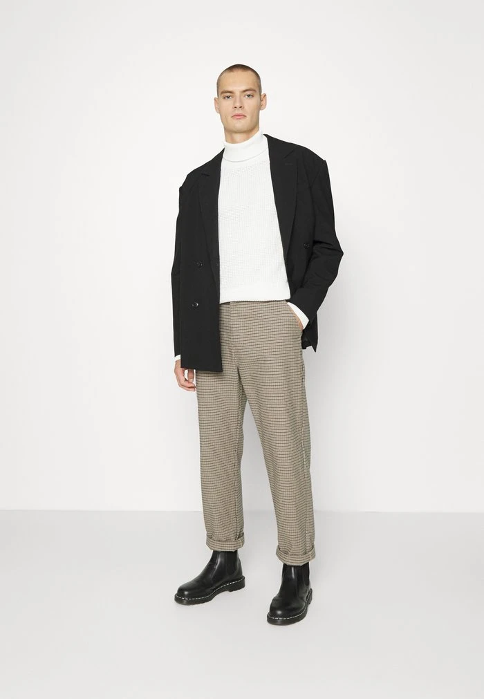 De gros ✨ REDEZIGN - Pullover - White ✔️ 2 De gros ✨ REDEZIGN - Pullover - White ✔️ – Image 2