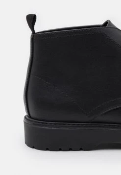 Budget ❤️ Zign UNISEX - Bottines à Lacets - 802 - Black ⌛ -Pas Cher Zign Boutique 5cf91bd56a454585a55ea37d4ed0bba3