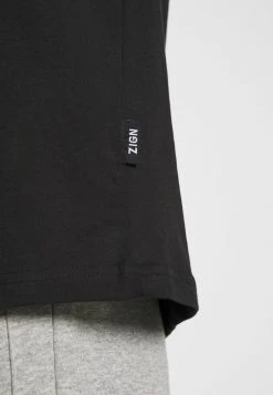 Offres 🛒 Zign UNISEX - T-shirt Basique - Black 🛒 -Pas Cher Zign Boutique 6015998ca2eb46bfa4bd59c24766c990