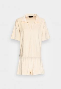 Les meilleures critiques de 😉 Zign T-shirt Basique - Off White ✔️ -Pas Cher Zign Boutique 67c5fd1836d84cf388a0309dd55abae6