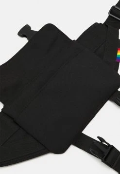 Budget ⌛ Zign UNISEX - Sac Banane - Black ✔️ -Pas Cher Zign Boutique 71f2f48dfb2b49229e66f5c0c7919108