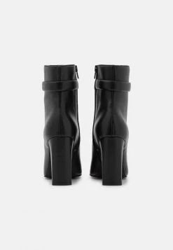 Top 10 🎉 Zign LEATHER - Bottines - Black ⌛ -Pas Cher Zign Boutique 8d27e11ce1f74d50ba8e2b09b28980b6