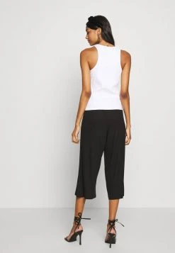 Acheter ✨ Zign Débardeur - White 🛒 -Pas Cher Zign Boutique 8f029588c3524036a12299ee24b9a5a0