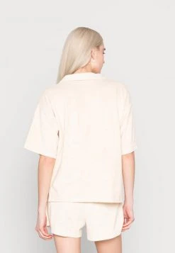 Les meilleures critiques de 😉 Zign T-shirt Basique - Off White ✔️ -Pas Cher Zign Boutique 9479f6d1faa3464a96b50485ec177323