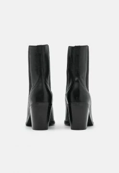 Les meilleures critiques de ⌛ Zign Bottines - Black 😀 -Pas Cher Zign Boutique 9965b3493cb742b89d5000c6a03982ec