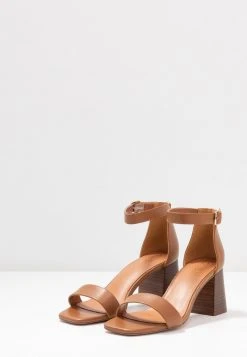 Top 10 🔥 Zign Sandales - Cognac 💯 -Pas Cher Zign Boutique 9f32be6f12004da8aa4a31517f8c777f