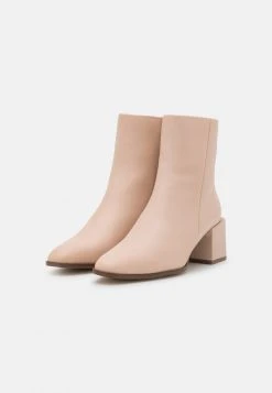 Remise ⌛ Zign Bottines - Off White 🛒 -Pas Cher Zign Boutique abaa5545f09c4ae889145929525b8901