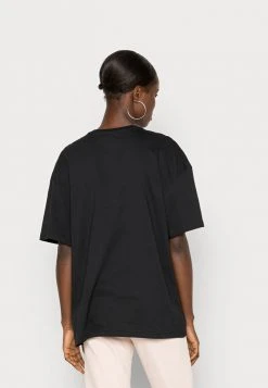 Les meilleures critiques de 😍 Zign EMBROIDERY LINE FACE TEE - T-shirt Imprimé - Black 😀 -Pas Cher Zign Boutique b3e81f8ae6f74a1089bd9762ff5413ff