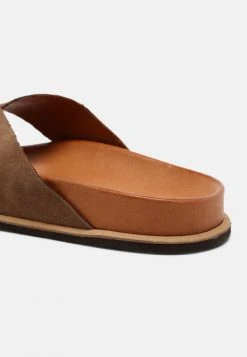 Offres 😀 Zign Mules - Light Brown 😀 -Pas Cher Zign Boutique b8c29b524de34a78b57e248edb42dc99