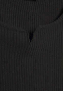 Promo 🤩 Zign Débardeur - Black 👍 14 Promo 🤩 Zign Débardeur - Black 👍 -Pas Cher Zign Boutique c47a289d7f2547929a8ded9779a64871