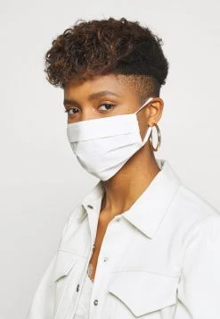 De gros 😉 Zign 10 PACK - Masque En Tissu - Light Blue/blue/white ❤️ -Pas Cher Zign Boutique cd4b93549d8c4c528bf2a59f6a1deaa1