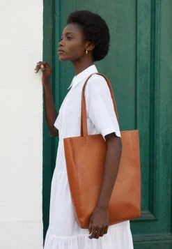 Nouveau 👍 LEATHER REDEZIGN - Cabas - Cognac 🔔 -Pas Cher Zign Boutique d57d139048424d6188f620d98c1d6f2c