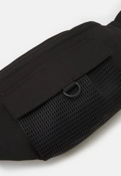 Les meilleures critiques de ⭐ Zign UNISEX - Sac Banane - Black 🤩 -Pas Cher Zign Boutique d8720f59e71c46bd855d741e489c7f09