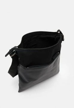 Meilleur prix 😉 Zign LEATHER UNISEX - Sac Bandoulière - Black ⭐ -Pas Cher Zign Boutique e2b6d1077d1645a5b6852f39b377b2b7