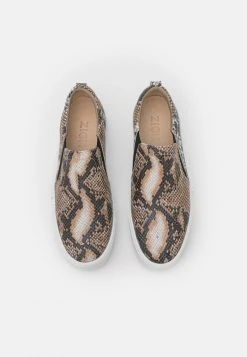 Tout neuf ❤️ Zign Baskets Basses - Multi-coloured 👏 -Pas Cher Zign Boutique e8b89ca9737b4cf9b1ff53a9161f06d7