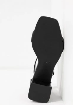 Coupon 🛒 Zign ⌛ Sandales - Black ⌛ 13 Coupon 🛒 Zign ⌛ Sandales - Black ⌛ -Pas Cher Zign Boutique efa05d15a4a94fc997fd27bbc54b97b5