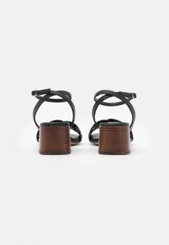 Acheter 😉 Zign ✨ Sandales - Black ❤️ 9 Acheter 😉 Zign ✨ Sandales - Black ❤️ -Pas Cher Zign Boutique f2df768d30ba4d03a7c74d0468992094